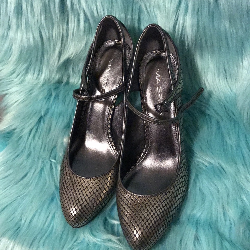 Vaneli Black Mary Jane Pumps